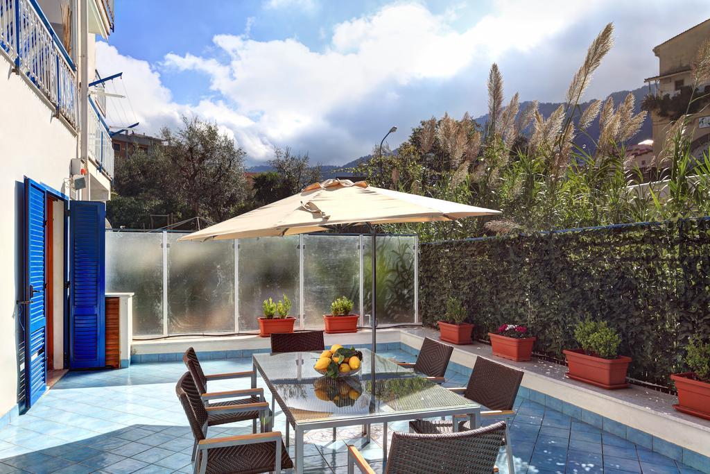 Caruso 3 By Villasandco Rentalsorrento Quarto foto